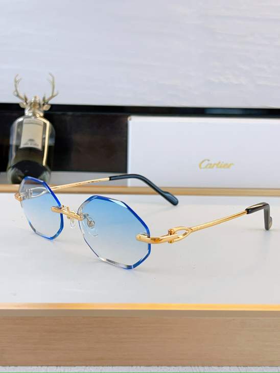 Picture of Cartier Sunglasses _SKUfw80049420fw